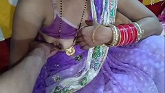 पड़ोस वाली भाभी के रूम में जाकर चूचियां दबा दी भाभी ने लपक कर लिया अन्दर Thumb